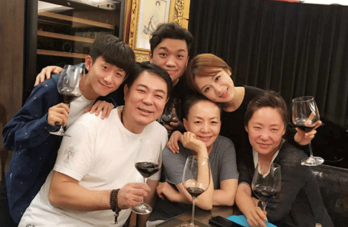 尤浩然|有一种“整容”叫尤浩然减肥，23岁考入北影，瘦身成功颜值飙升变男神