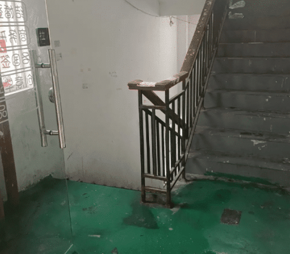 @“本来想和男友说分手，看了他的日记后，嗯...我不敢！”哈哈哈好害怕