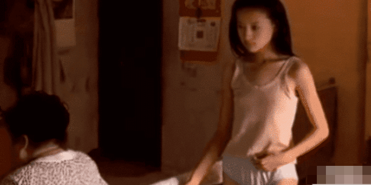 董洁@董洁年轻时有多撩？教科书式的演技堪称是经典，网友：“牺牲”还挺大