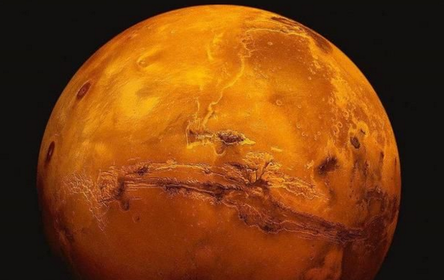 『火星』从地球1.46亿公里外传回照片，到底有没有外星人？等科学家研究吧
