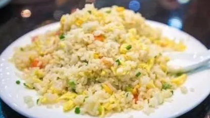 「饺子」减肥的你，宁愿大口吃肉，也不要去碰这3种主食！