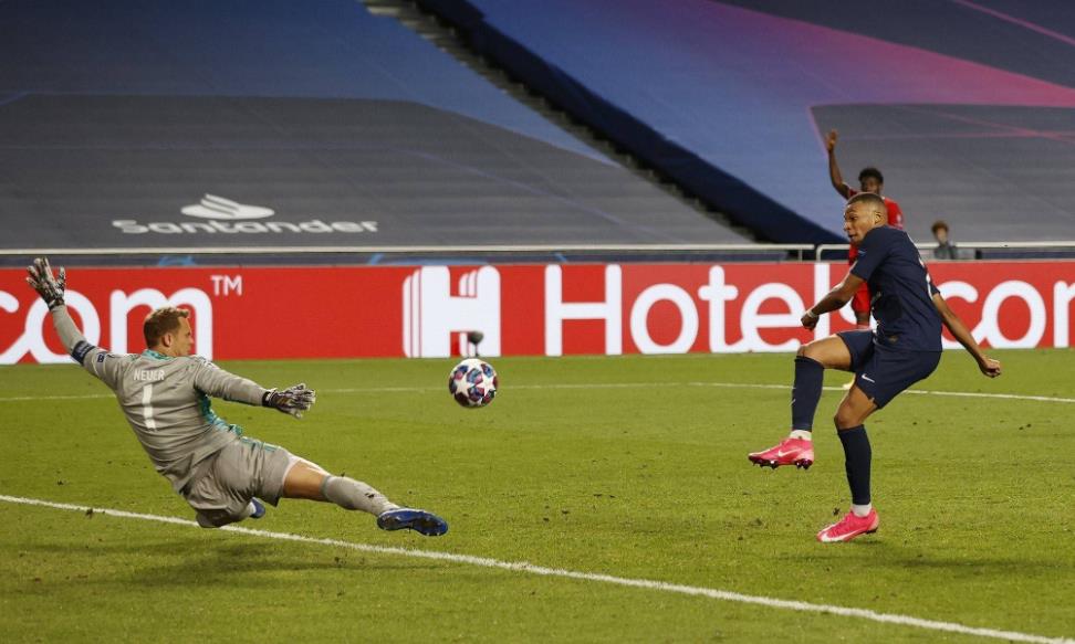 拜仁慕尼黑|拜仁夺冠都在庆祝,一人却默默落泪,他叛逃利物浦只为这个冠军