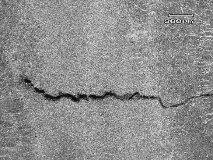 |为什么不锈钢板材在焊接时会出现裂纹?