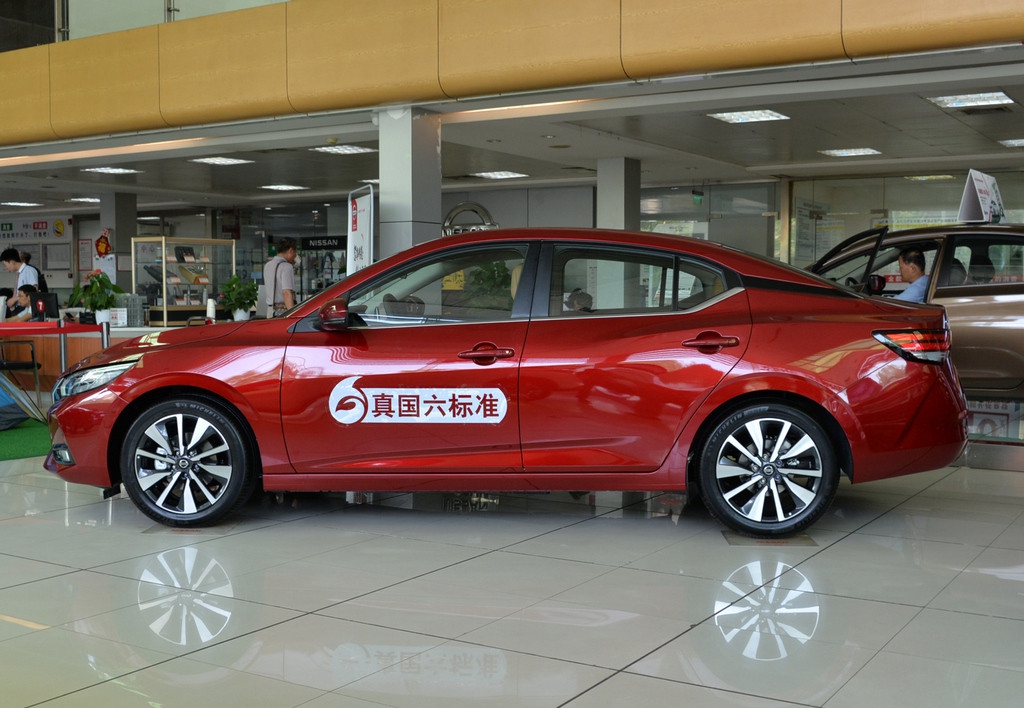 日产轩逸|花12.99万提日产轩逸,它适合代步吗?听听车友怎么说