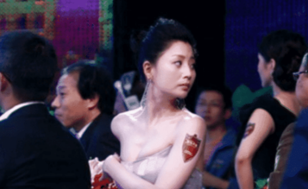 殷桃■她“年轻时”迷死一大片男人，却不结婚不生孩子，今40岁甜的像个水蜜桃