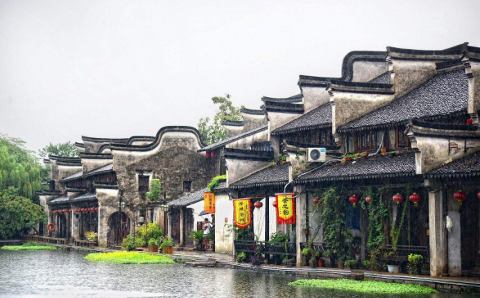 颜夕趣史|农村俗语“家有滴泪屋，三年两个哭”，何为滴泪屋？