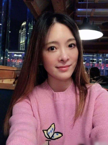 「刘真」刘真去世，生前最后博文曝光，分别写给4岁女儿和舞蹈，用词温暖