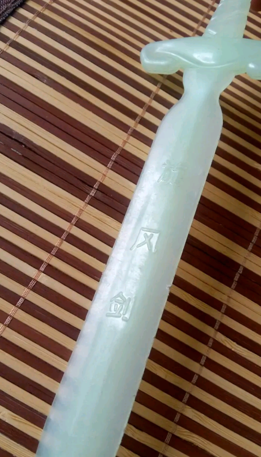 |“公司新来的女同事，突然想恋爱了”哈哈哈，你那是奔着恋爱去的么？