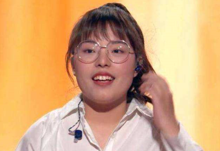 邢晗铭|她是好声音最惨冠军,本以为会大紫大红,没想到赛后却沦为路人!