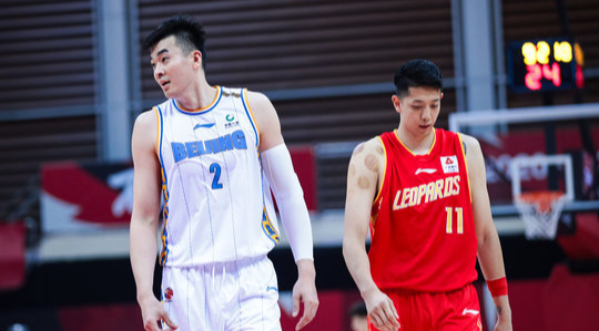 上海男篮|2亿啊!CBA第一身价诞生!一人顶半支豪门!他比易建联都大牌