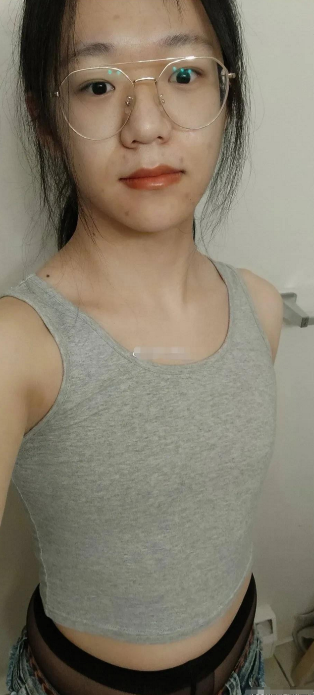 『学霸』男扮女装的学霸季某某，跟前一阵的许某某，有何不同？