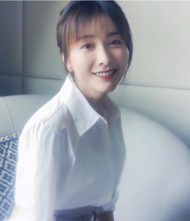 [发型]吴昕越来越时髦！仅仅只是换了一款发型，连气质都变了！