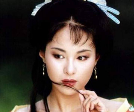 #张国立#曾经把李保田迷得“神魂颠倒”，张国立也欣赏她，如今胖得认不出来