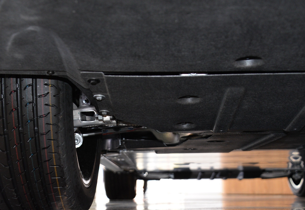 蔚来汽车|花56.6万买一辆蔚来ES6到底值不值？国产品质如何？读完你就明白了