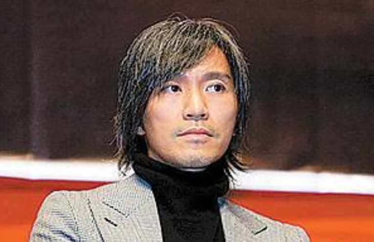 「周星驰」当年星爷怎么求都请不动，谁知2年就过气，如今走穴只要给钱就去