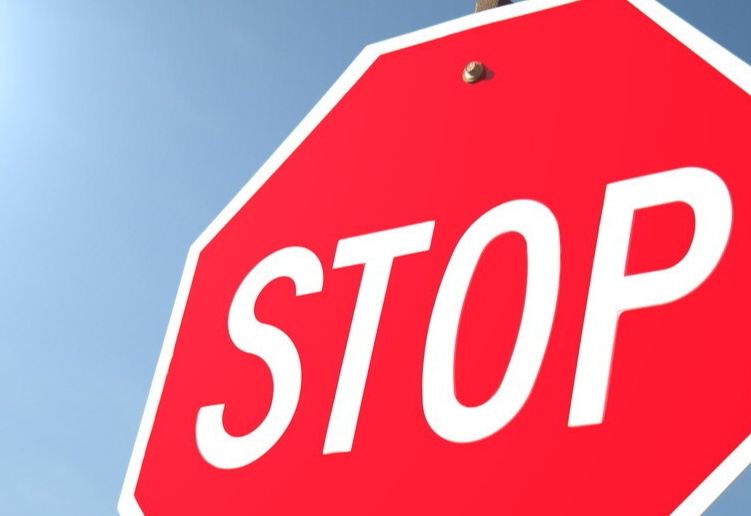 芯片|芯片断供，孤立无援，悲壮华为！