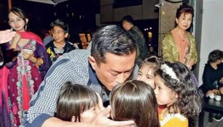 影帝|曾经的影帝，如今却在县城商演，网友：不管多烂我都看