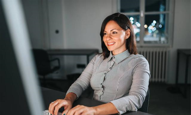 衰老|女性衰老时，身体往往有4种迹象，假如都没有，祝贺，保养得不赖