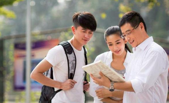 大学|名校出来的人,真的和普通大学有差距吗?看完你就能明白