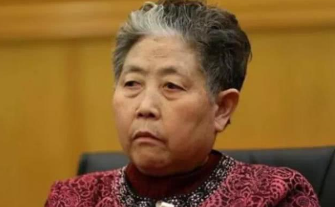 老干妈：老干妈换回原配方！顾客仍然流失？看看陶华碧儿子都干了啥！