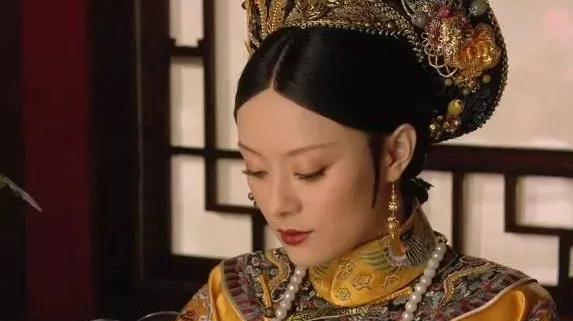 甄嬛传■甄嬛传：浣碧至死不知，甄家女儿都从玉，为何唯独甄嬛没有？