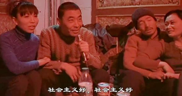 「经超」剧组太穷演员跑了一半,无奈拉了个群演当主角,却成就了一代影帝!