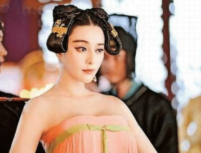 杨志刚|“演谁都像自己”的4位演员，没有任何演技，第一位让人尴尬至极