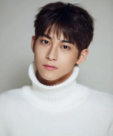 「耽美」首部BL韩剧即将上线，想不到他去演耽美剧了！好嗑！