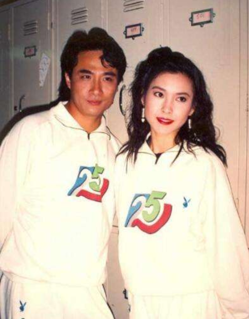 嫁入豪门|她曾和影帝同居8年，何家劲独宠她3年，转身嫁入豪门后活成人生赢家