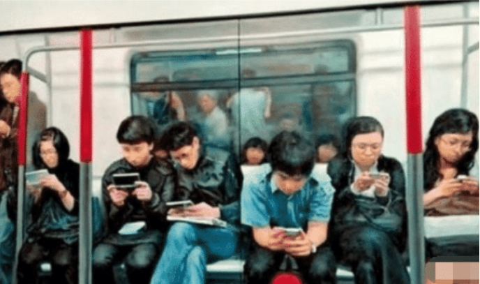 「黑客」你还在浏览“黄色网站”吗？当手机有这几种现象，你就该停手了