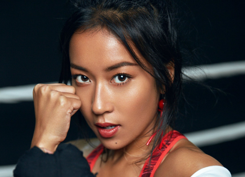 『吉克隽逸』华语乐坛的新生代女歌手，吉克隽逸实力强大而又谦逊，乐坛未来的希望