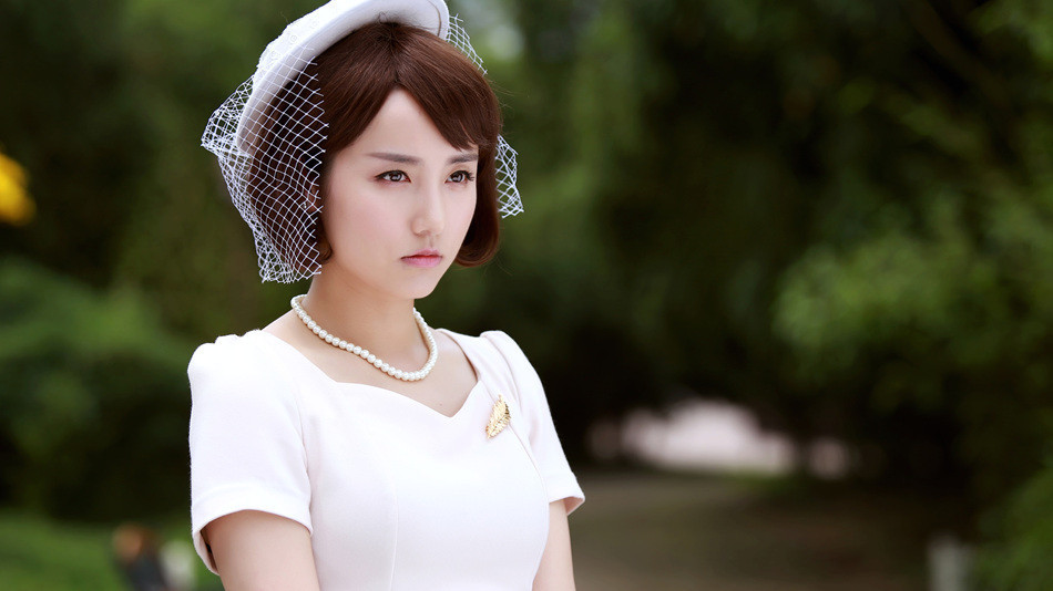 吕一|她是刘诗诗同学，被粉丝们称作氧气美女，闪婚“东华上仙”被宠成公主