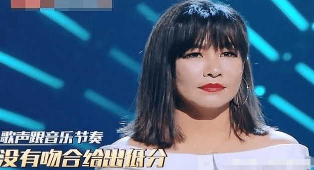 张学友|天后重返舞台演唱成名曲，却遭评委贬低现场教唱，看来张学友真没说错