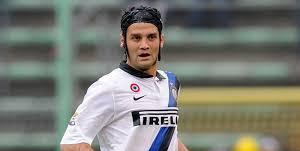 穆里尼奥▲摆大巴和进攻堆人？穆里尼奥的“奇葩阵容”绝非这么简单