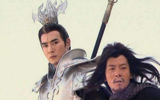 哮天犬|“二郎神”胡子花白尽显老态,“哮天犬”却成不老男神,还获得影帝