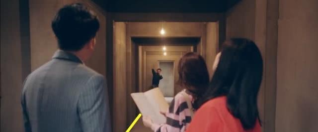 《爱情公寓5》里的胡一菲买的“跑道”房，现实中真有原型而且更夸张