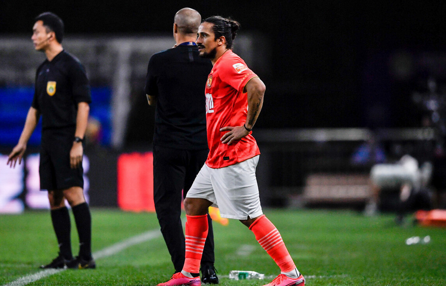 广州恒大|复仇！恒大战鲁能首发11人已浮现：金靴回归+新郑智上位2线重组