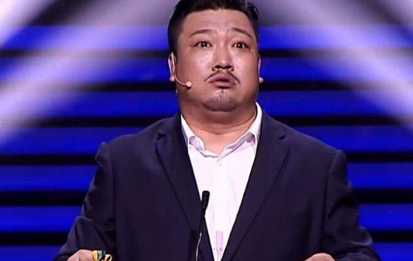 欢乐喜剧人|《欢乐喜剧人》四位冠军现状，图三大红大紫，图五早已无人知晓