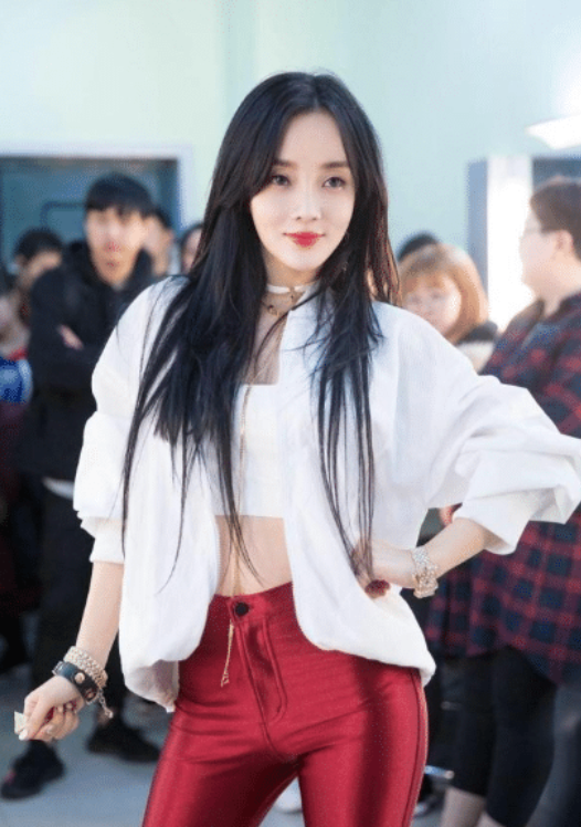 李晨|李小璐20岁就被李晨“骗到手”，看了她的青涩照后，难怪李晨这么猴急了