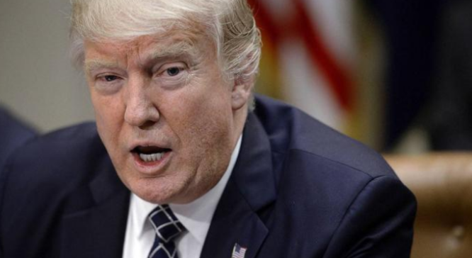 |特朗普被“夺权”！最高法院压倒性通过投票，和关闭中领馆有关？