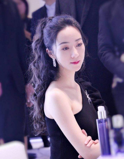 韩雪@韩雪一向与世无争，为何现在频繁参加综艺节目？袁弘的话或许是答案