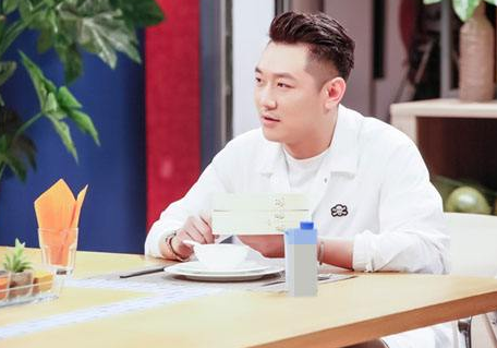 天天向上|《天天向上》抛弃过的5位主持人：田源成网红，他让人心疼又可惜