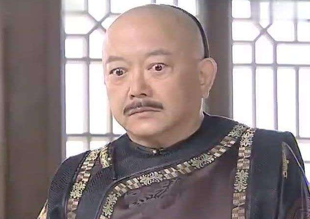 「菲律宾」世界“第一巨贪”，家中黄金论吨算，有29架私人飞机，国家经济遭重创