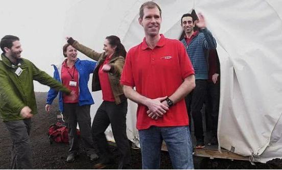 「科学家」NASA让3男3女科学家共处封闭仓1年，出来后麻木了，到底在实验什么