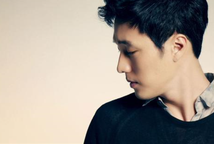 娱乐圈|娱乐圈又一老夫少妻诞生，男的是顶级天王，娇妻比他小了17岁