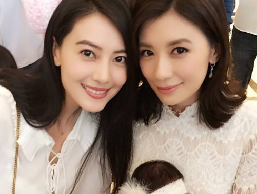 「娱乐圈」娱乐圈真正的五对闺蜜, 第五对更是豪气赠送5000万房产做礼物