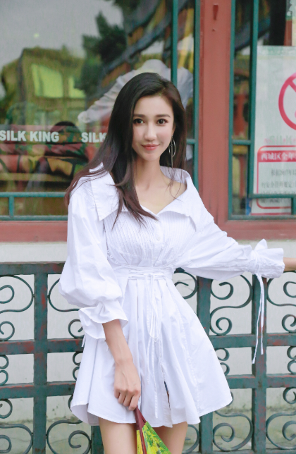 徐峥|徐峥怎么捧都不红的女演员，黄渤只用了10秒钟，就令她一炮而红