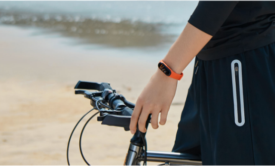 [京东方]小米手环5代曝光，功能更多更强更实用，屏幕变大变漂亮