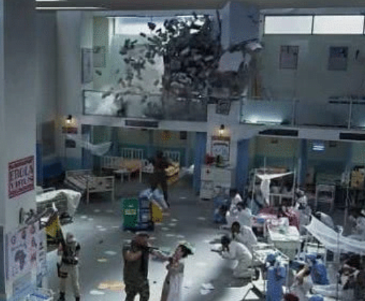 『穿帮镜头』战狼2:影片中唯一的穿帮镜头,吴京不舍得剪掉,最后却成为了科书式的画面!