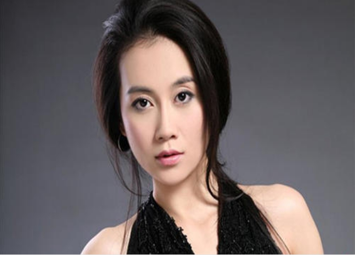 温峥嵘|为了给父母买豪宅，她有戏就接，不停演烂片，今42岁无人敢娶